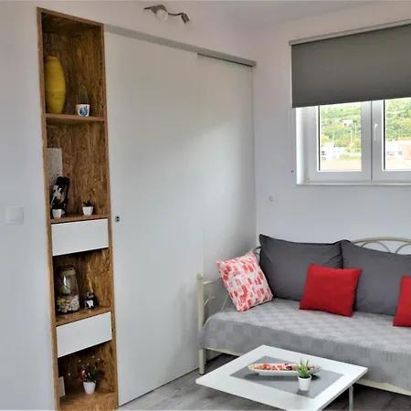 Luka Apartment