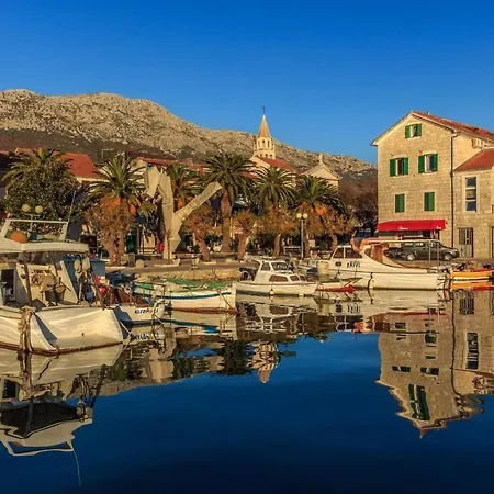 Apartment Luka Kastela
