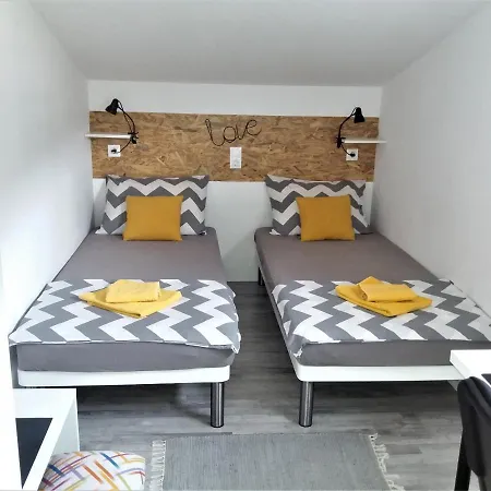 Luka Apartment *