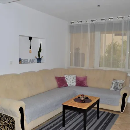 Luka Apartment *