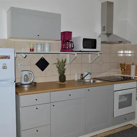 Luka Apartment