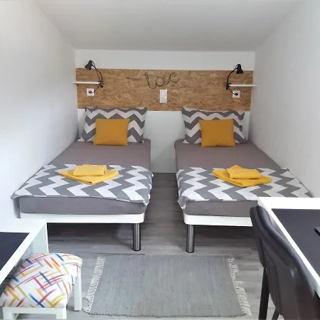 Luka Apartment Kaštela